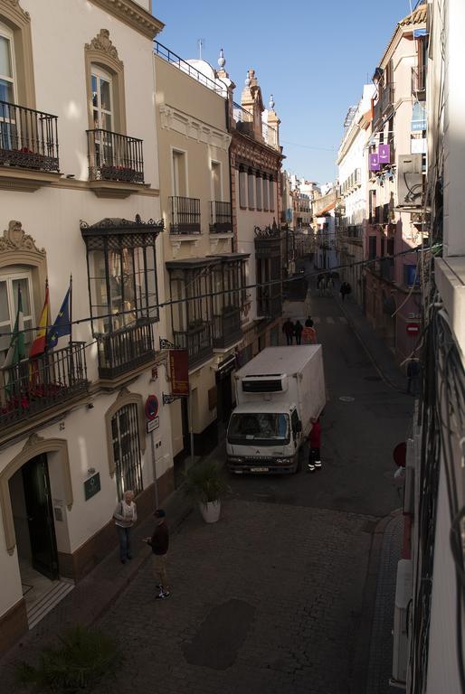 Hotel Sunnylivings Sevilla Exterior foto