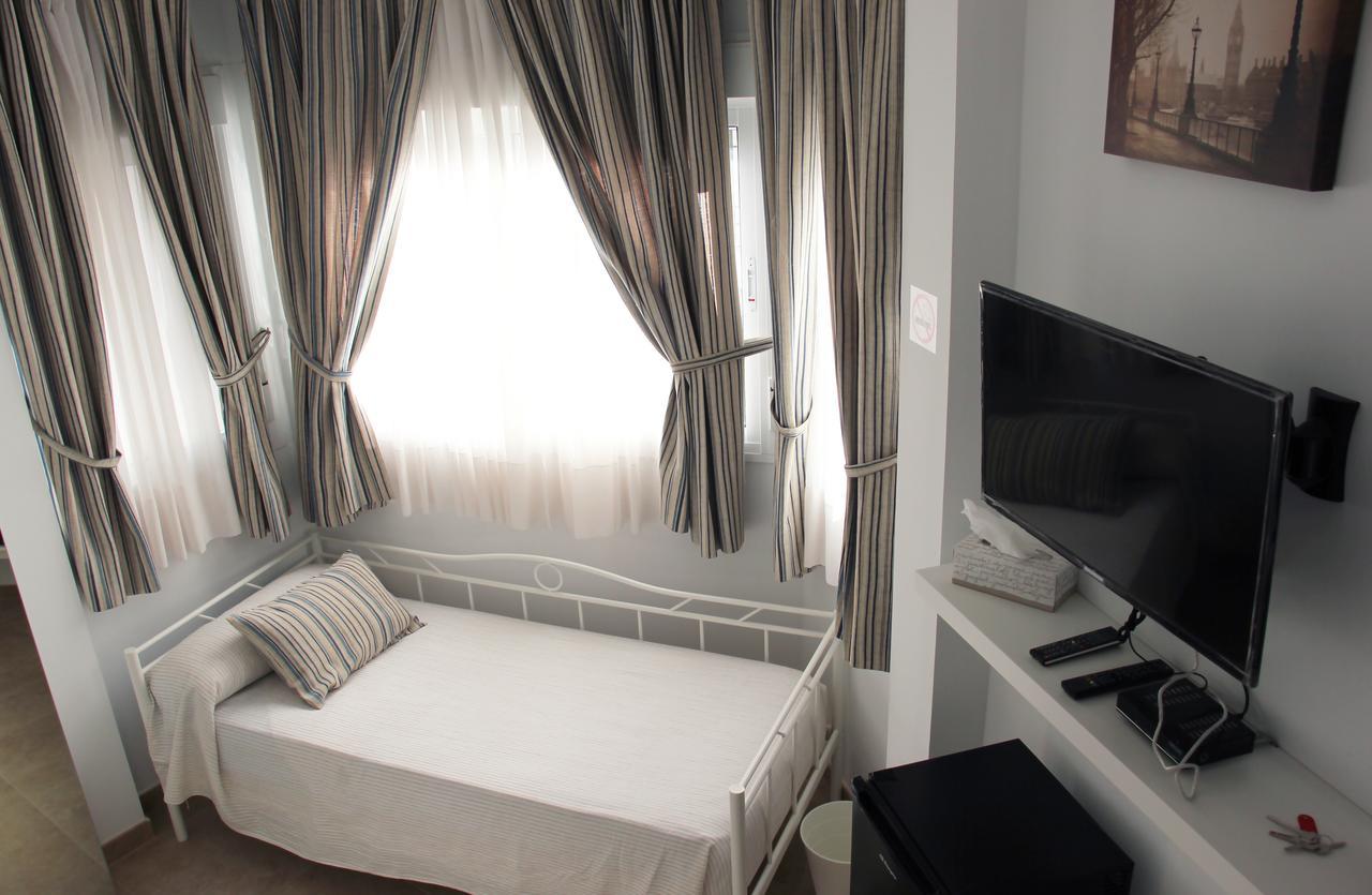 Hotel Sunnylivings Sevilla Exterior foto